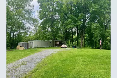 25 Coolspring Street, Coolspring Township, PA 16137 - Photo 5