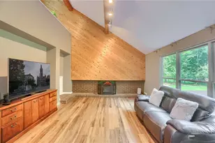 1259 Lakevue Dr, Penn Township, PA 16002 - Photo 3