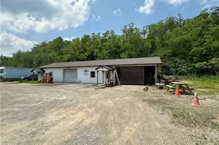 1389 Indian Creek Valley Rd, Saltlick Township, PA 15462 - Photo 7