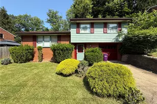 376 Holiday Park Dr, Pittsburgh, PA 15239 - Photo 1