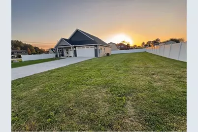 3 Vincent Dr #8, North Union Township, PA 15401 - Photo 5