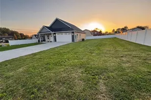 3 Vincent Dr, North Union Township, PA 15401 - Photo 5