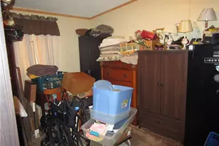 615 Amy Ln, Center Township, PA 16001 - Photo 9