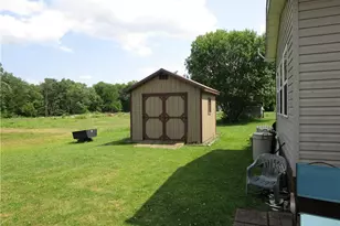 615 Amy Ln, Center Township, PA 16001 - Photo 5