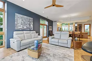 14 Windom Hill Pl, Pittsburgh, PA 15203 - Photo 9