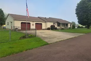 844 Williams St, Confluence Boro, PA 15424 - Photo 1