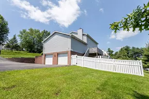 408 Victor Dr, South Union Township, PA 15401 - Photo 3