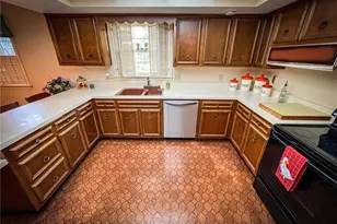 123 W Muntz Ave, Twp of But SE, PA 16001 - Photo 13