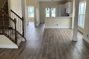 4055 Briarwood Dr, Hempfield Township, PA 15644 - Photo 5