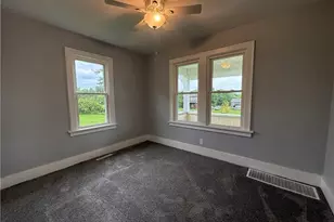 4352 Ellwood Rd, Wayne Township, PA 16101 - Photo 25