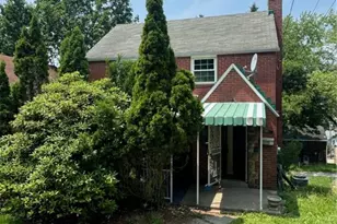 2205 Chalfant St, Chalfant Boro, PA 15221 - Photo 1