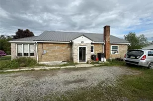 1453 W Pitt St, Jennerstown Boro, PA 15547 - Photo 9