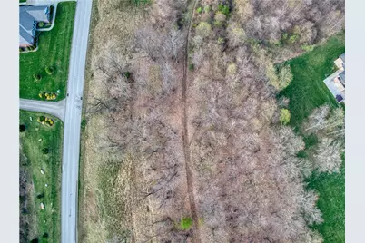 3036 Ravenwood Dr, Hempfield Township, PA 15601 - Photo 17