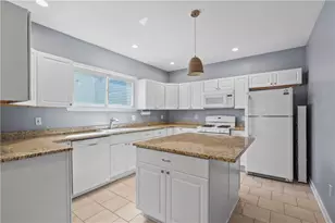 841 Blossom Wy, Pittsburgh, PA 15212 - Photo 7