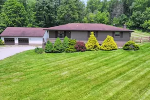 1343 Venetia Rd, Nottingham, PA 15330 - Photo 1