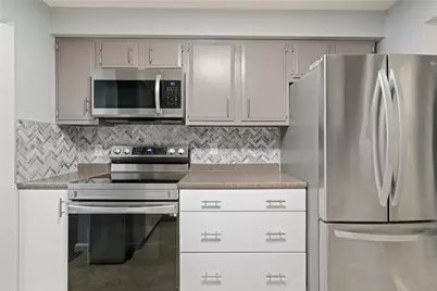 307 S Dithridge St #207, Pittsburgh, PA 15213 - Photo 15