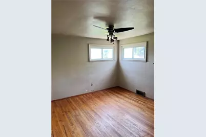 238 Humphrey Rd, Hempfield Township, PA 15601 - Photo 9