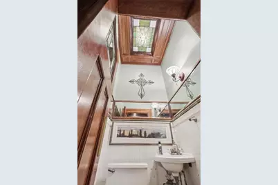 221 E Moody Ave, New Castle, PA 16101 - Photo 21