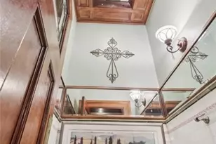 221 E Moody Ave, New Castle, PA 16101 - Photo 21