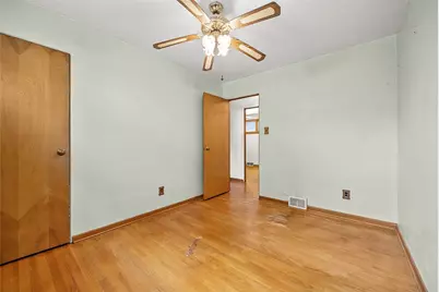 1209 Phillippi Ave, Bethel Park, PA 15102 - Photo 21