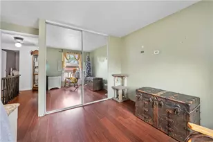 301 Holland Ct, Findlay Township, PA 15108 - Photo 17