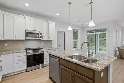 1004 Lakeshore Drive, Baden, PA 15005 - Photo 21