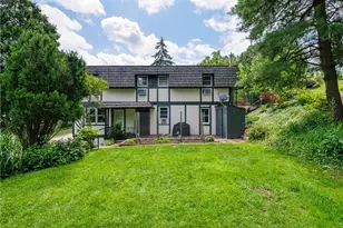 2807 Middle Rd, Hampton, PA 15116 - Photo 3