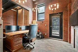 2250 Mary St, Pittsburgh, PA 15203 - Photo 23