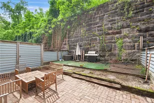 2250 Mary St, Pittsburgh, PA 15203 - Photo 25