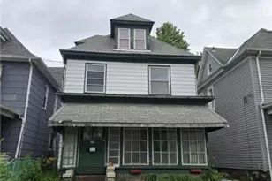 530 New Castle St, Butler, PA 16001 - Photo 1