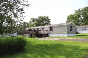 120 Woodview Dr, Middlesex Township, PA 16059 - Photo 1