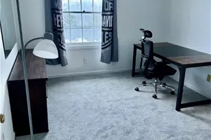 1060 Chatham Park, Scott Township, PA 15216 - Photo 9