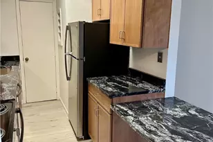 1060 Chatham Park, Scott Township, PA 15216 - Photo 7