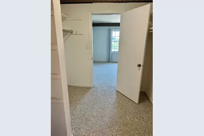 1060 Chatham Park #G, Scott Township, PA 15216 - Photo 11