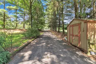 530 Perry Hwy, Lancaster Township, PA 16037 - Photo 35