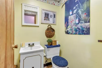 530 Perry Highway, Lancaster Township, PA 16037 - Photo 27