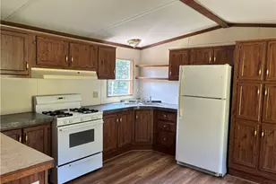 11 Humming Bird Dr, Shelocta, PA 15701 - Photo 3