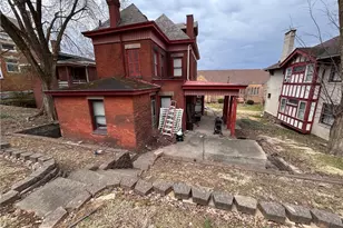 26 Carrick Ave, Pittsburgh, PA 15210 - Photo 29