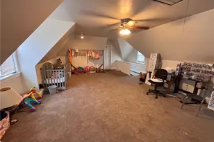 26 Carrick Ave, Pittsburgh, PA 15210 - Photo 17