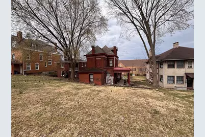 26 Carrick Ave, Pittsburgh, PA 15210 - Photo 31