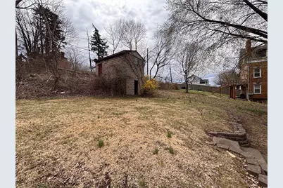 26 Carrick Ave, Pittsburgh, PA 15210 - Photo 27
