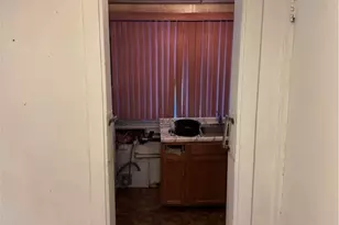 3238 Hardie Wy, Pittsburgh, PA 15213 - Photo 3