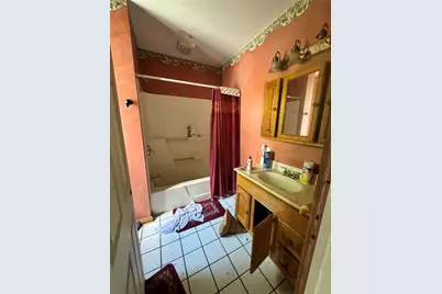 926 Morton St, New Castle, PA 16101 - Photo 9