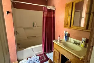 926 Morton St, New Castle, PA 16101 - Photo 9