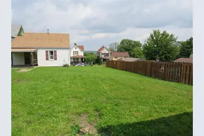 666 Ewing St, Washington, PA 15301 - Photo 17