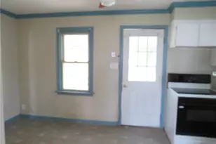 666 Ewing St, Washington, PA 15301 - Photo 3