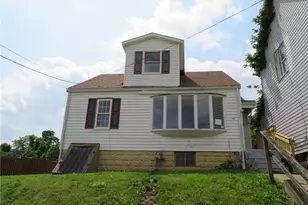 666 Ewing St, Washington, PA 15301 - Photo 1