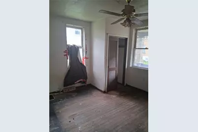 909 McLaughlin Run Road, Bridgeville, PA 15017 - Photo 15