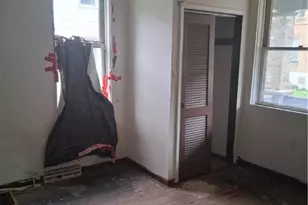 909 McLaughlin Run Rd, Bridgeville, PA 15017 - Photo 15