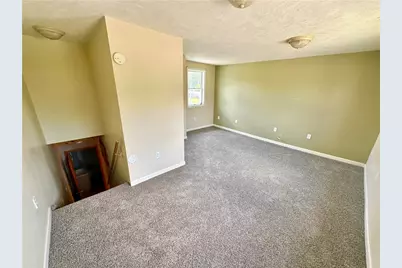 1515 W Crawford Ave #B, Dunbar Township, PA 15425 - Photo 9